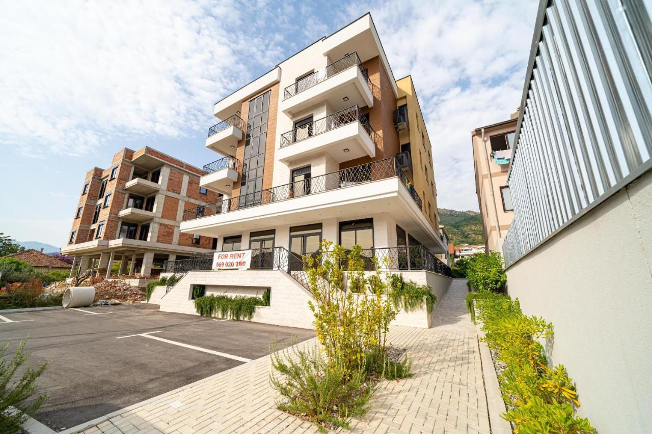 Studio Apartment N2 Tivat Buitenkant foto